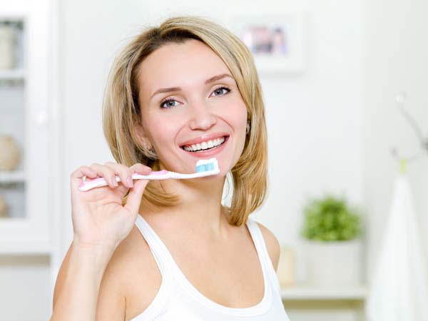 Better Dental Health Starts With Daily Flossing