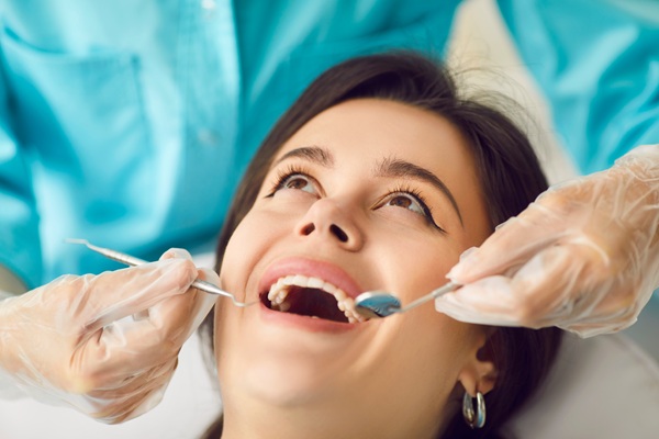 How Tooth Colored Fillings Contribute To Cosmetic Dentistry